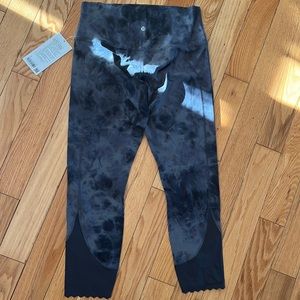 Lululemon Align pant 25” scallop size 12